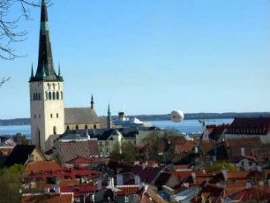 Tallinn: Altstadt mit Olaikirche