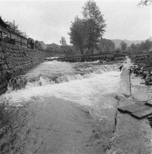 Hochwasserschäden in Freital-Hainsberg (wahrscheinlich bei Hochwasser der Wilden Weißeritz)