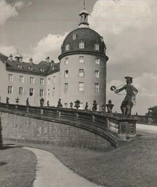 Schloss Moritzburg, südöstlicher Eckturm mit Piqueur