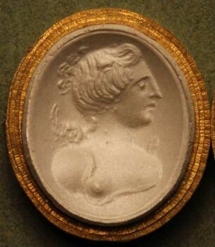 Profilkopf der Victoria, mit Lorbeer gekrönt (Daktyliothek, Erstes Mythologisches Tausend)