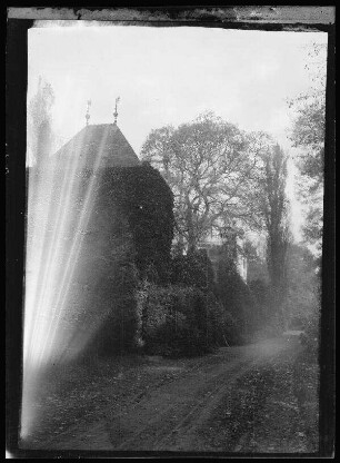 Schloss Huysse und Park, nördlich Audenarde (= Oudenaarde, Bez. Oudenaarde, Belgien)