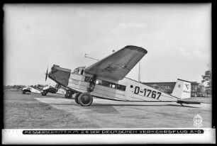 Flugplatz Dresden-Heller, Verkehrsflugzeug Messerschmitt M 24 der Deutschen Verkehrsflug AG