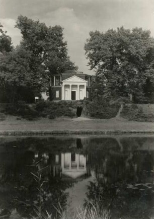 Oranienbaum-Wörlitz, Wörlitzer Park. Pantheon (1795-1796; G. C. Hesekiel nach F. W. von Erdmannsdorff)