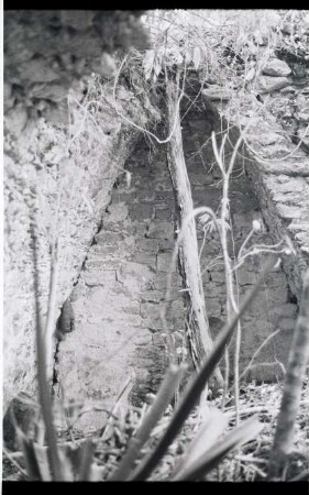 Xpuhil, Structure II-1 (XPH: Str. II-1)