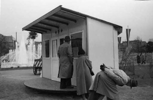 Dritte Deutsche Camping-Ausstellung und Bundesfachschau des Deutschen Camping-Clubs auf dem Festplatz.