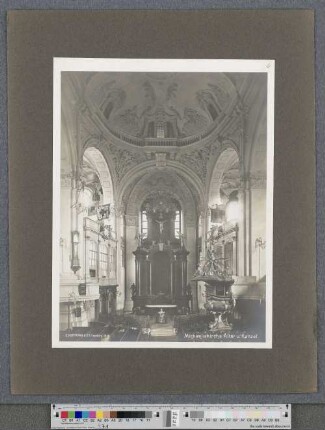 Die große Michaeliskirche, erbaut von Sonnin : Altar und Kanzel