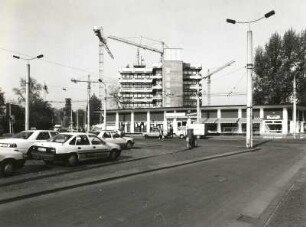 Dresden-Altstadt, Postplatz. Blick nach Südwest gegen ehem. Kaufhalle und Neues Fernmeldeamt