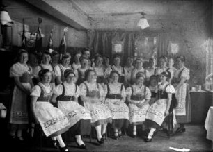 Frauenverein Steinbach in Tracht