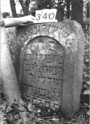 Grabstein 340