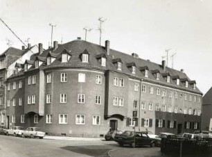 Meißen-Vorbrücke, Wolyniezstraße 1/3. Wohnhaus (um 1925). Eckansicht