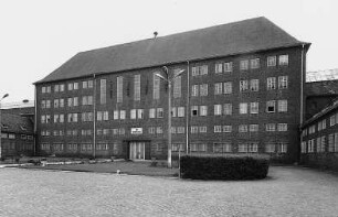 Brandenburg, Brandenburg an der Havel, Anton-Saefkow-Allee 22