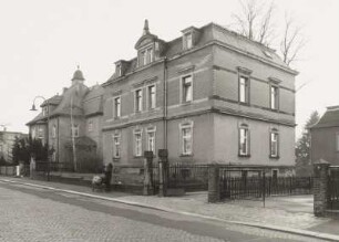 Radeberg, Wohnhaus : Radeberg. Wohnhaus. Dr.-Rudolf-Friedrichs-Straße. Straßenansicht