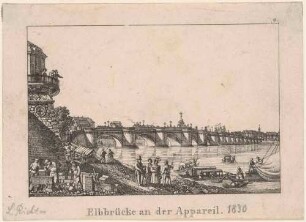 Die Elbbrücke (alte Augustusbrücke, 1727-31 von Pöppelmann) in Dresden, Blick vom Ausschiffungsplatz an der Elbe, unterhalb der Brühlschen Terrasse nach Nordwesten auf die Neustadt
