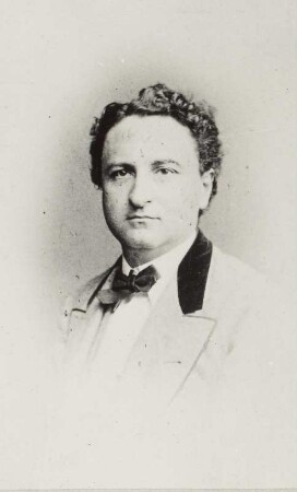Porträt Ferdinand Dessoir (1835-1892; Schauspieler). Albuminabzug auf Karton (Carte-de-visite mit Atelieraufdruck verso)