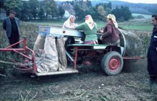 Fotografie: Kartoffelvollernter, Kartoffelsammelroder, Absackanlage, Arbeitsplatz