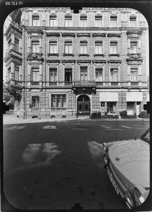 Leipzig-Zentrum, Münzgasse 28. Wohnhaus mit Läden. Straßenfront (Teilansicht)