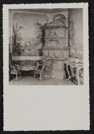 Kachelofen in Hofmannsthals Salon im Rodauner Haus