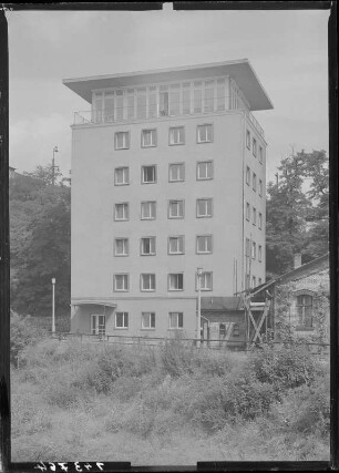 Rangierbahnhof Dresden-Friedrichstadt. Sozialgebäude am Ablaufberg (unweit Flügelweg) : Dresden-Friedrichstadt. Rangierbahnhof Dresden-Friedrichstadt. Sozialgebäude am Ablaufberg (unweit Flügelweg)