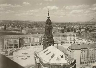 Dresden-Altstadt, Blick vom Rathausturm über die Kreuzkirche