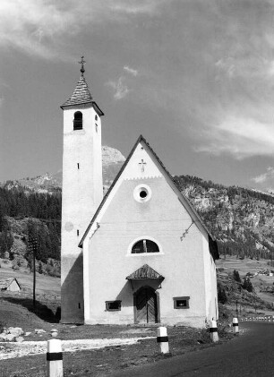 Dolomiten. Kirche, vielleicht im Vajolettal