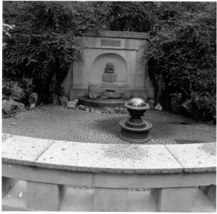 Kurpark, Landgrafenbrunnen; Bad Homburg, Brunnenallee (Kaiser-Friedrich-Promenade)