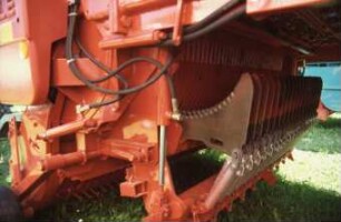 Fotografie: Futtererntetechnik, Ladewagen, Pickup, Förderrotor, Schneidwerk, Hydraulikzylinder