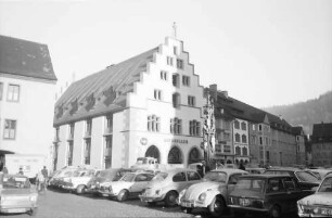 Freiburg: Das Neue Kornhaus, Außenansicht vom Münsterplatz