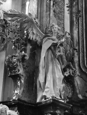 Engelsfigur : Engelsfigur (um 1766). Ottobeuren. Benediktinerabtei Ottobeuren. Klosterkirche Sankt Theodor Sankt Alexander, Nikolauskapelle