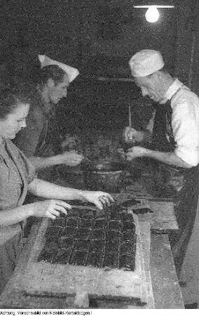 Pulsnitz, Pfefferkuchenherstellung, August 1951