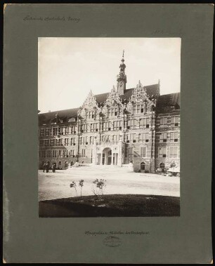 Hauptgebäude der Technischen Hochschule Danzig: Mittelbau der Vorderfront