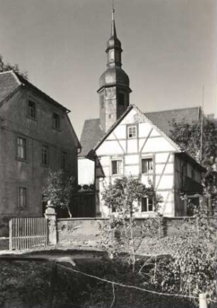 Nossen-Ziegenhain. Blick zur Kirche