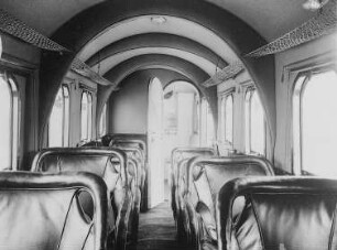 Dreimotoriges Verkehrsflugzeug, Kabine der G 24 (Junkers, Dessau) : Technikgeschichte | Maschinenbau | Verkehrswesen | Luftfahrzeuge | Flugzeuge