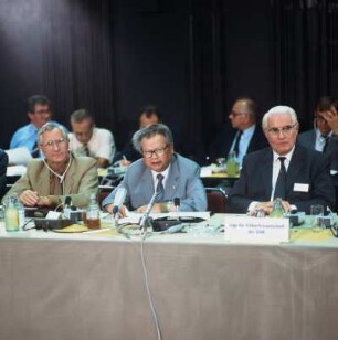 Tagung der Nationalen Forschungs- und Gedenkstätten (NFG) in Berlin 1986, Liga für Völkerfreundschaft der DDR im Tagungssaal