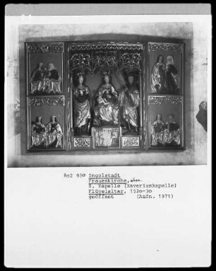 Altar mit Madonna zwischen der heiligen Ursula und dem Heiligen Sebastian (Mittelteil) und Verkündigung an Maria (Podest unter Mittelteil)