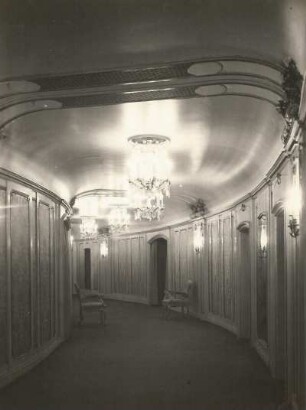 Berlin. Staatsoper Unter den Linden, Inneres, Foyer