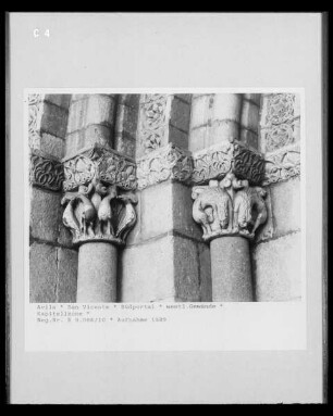 Südportal der Basílica de San Vicente — Westliches Gewände — Kapitelle mit Tierfiguren