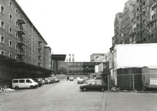 Dresden-Altstadt. Baustelle Sächsischer Landtag. Baustelleneinrichtung zwischen Wolfspeicher und Erlweinspeicher
