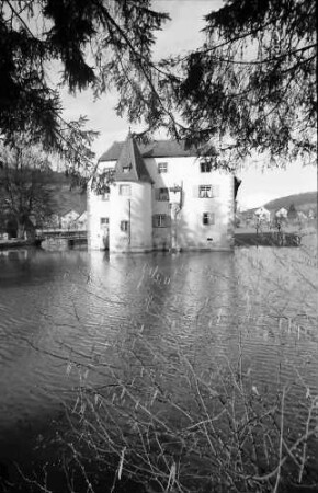 Inzlingen: Wasserschloss (1563), Turmseite