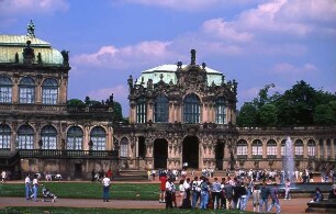 Dresden - Zwinger : Aufgenommen im Zwinger von Dresden ca. 2001