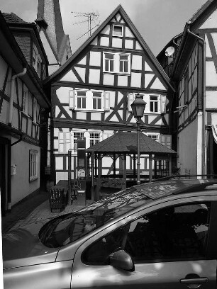 Fachwerkhaus; Schotten, Kirchstraße 4, Vogelsbergstraße 134