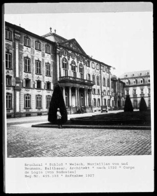 Neues Schloss — Corps de Logis