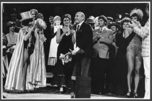 Hans-Werner Henze : Portrait des Komponisten Hans-Werner Henze am Volkstheater Rostock nach der 100.Aufführung von El Cimarron