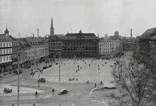 Leipzig, Königsplatz : Leipzig. Königsplatz. Blick nach Nordwesten mit Turm der Peterskirche