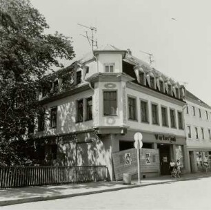 Glauchau, Wohnhaus mit Gaststätte "Haus Vaterland", Eckansicht