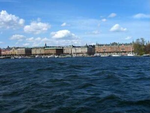 Stockholm: Stadtansicht, Bebauung im städtischen Hafenbereich