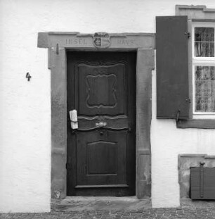 Inselhaus; Eltville, Kirchgasse 4