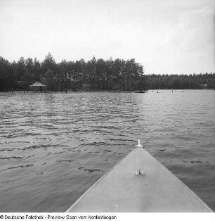 Feriengestaltung (Baden, Boot fahren)