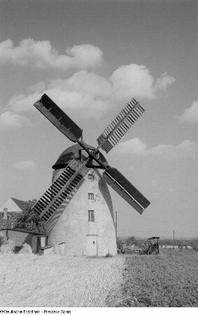 Blick auf eine Windmühle