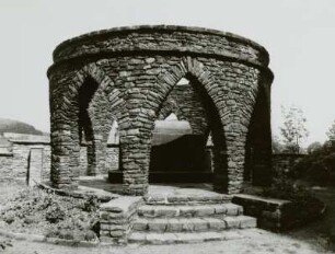 Denkmal für die Gefallenen des 1. Weltkrieges : Denkmal für die Gefallenen des 1. Weltkrieges (nach 1918). Ehrenfriedersdorf, Kirchhof
