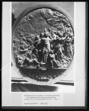Rundes Relief mit dem Lobgesang der Israeliten (2. Mose, 15 1-21)